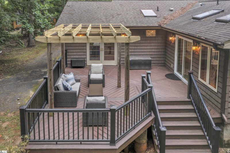 Property image 3 at 37 Wedgefield Drive, Spartanburg, SC 29316