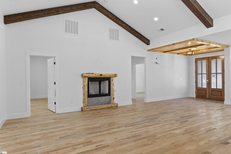 Property image 4 at 9A Greenwood Avenue, Greenville, SC 29615