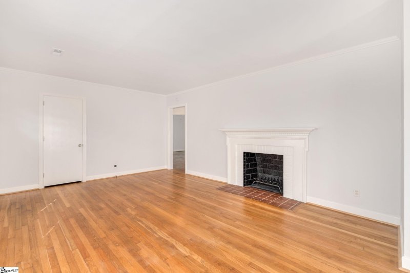 Property image 5 at 107 1st Avenue, Spartanburg, SC 29302