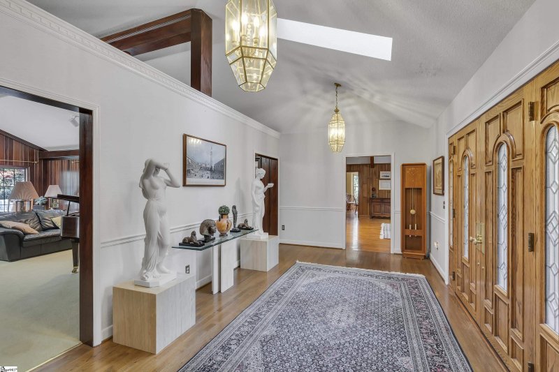 Property image 4 at 8 Wellesley Way, Greenville, SC 29615