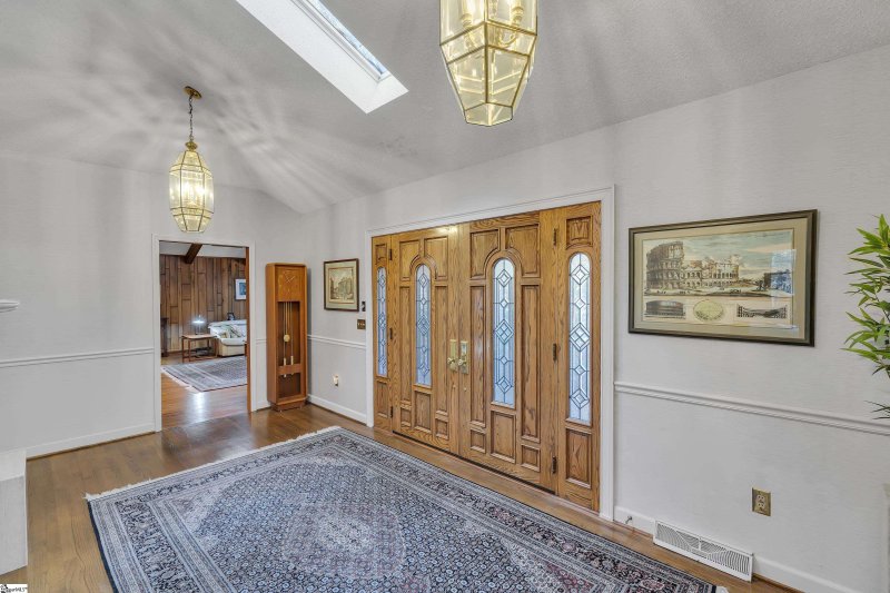 Property image 5 at 8 Wellesley Way, Greenville, SC 29615