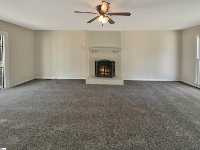 Property image 2 at 205 Ansley Drive, Simpsonville, SC 29681