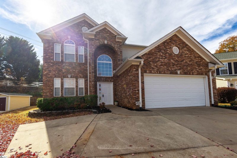 113 Hickory Valley Way