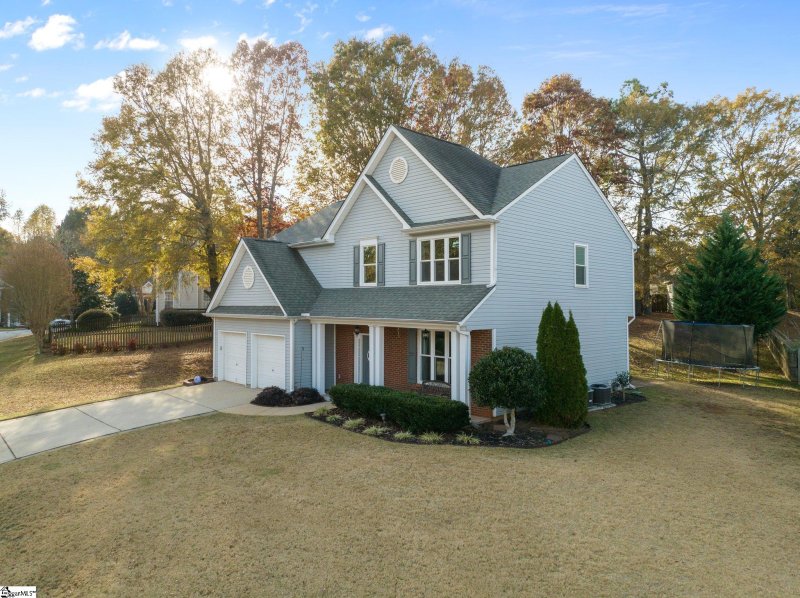 Property image 3 at 102 Stonewater Drive, Simpsonville, SC 29680