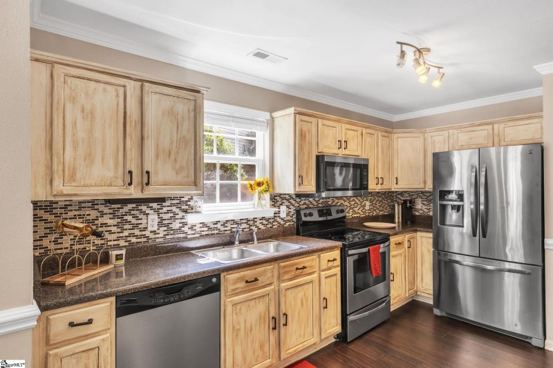 Property image 5 at 90 Birdsong Lane, Taylors, SC 29687