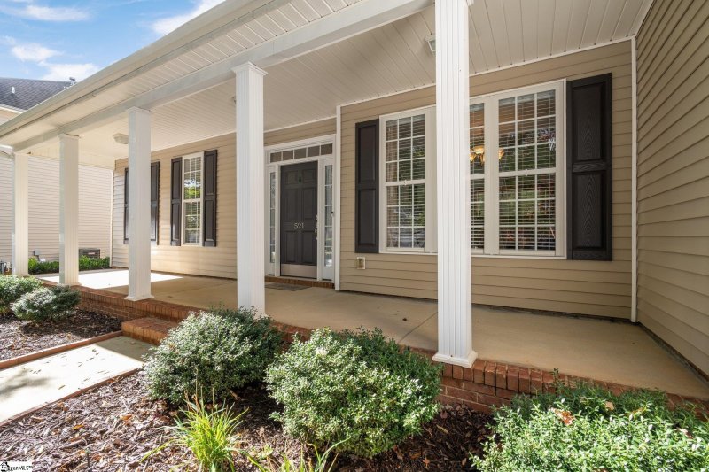 Property image 2 at 521 Kingsmoor Drive, Simpsonville, SC 29681