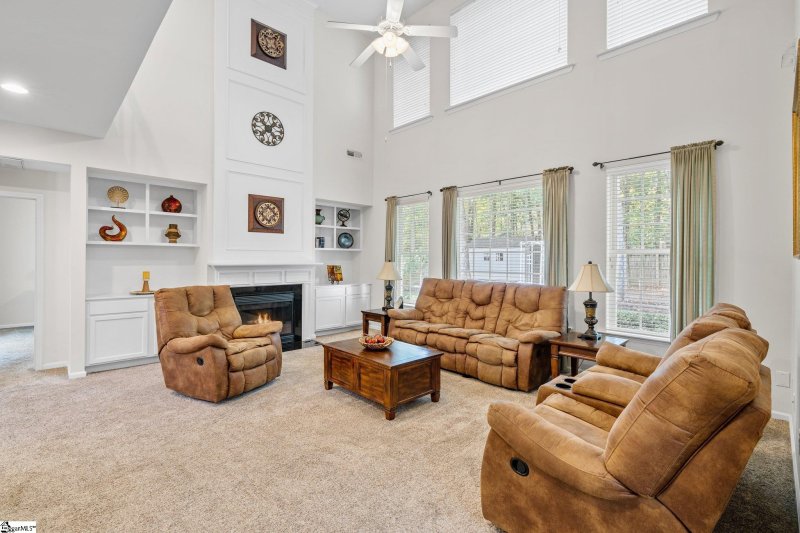Property image 5 at 521 Kingsmoor Drive, Simpsonville, SC 29681