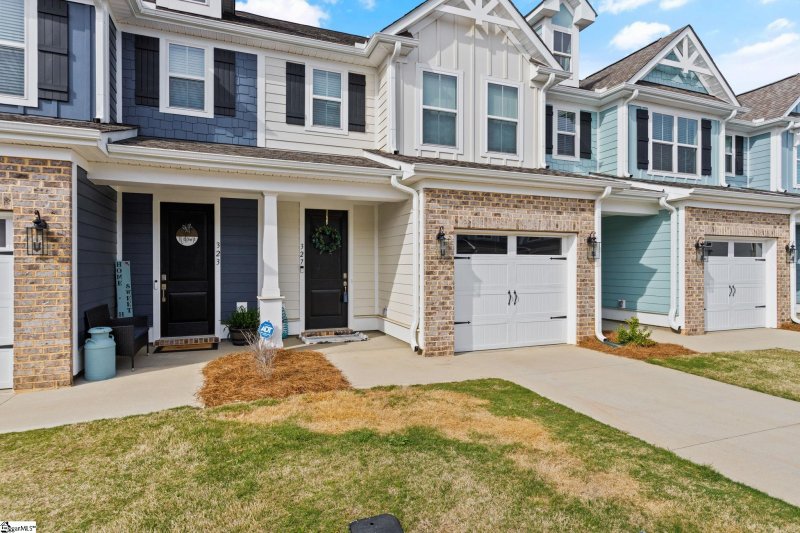 327 Stirrup Court