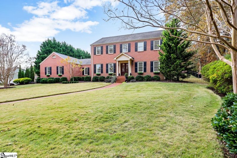 107 Williamsburg Drive