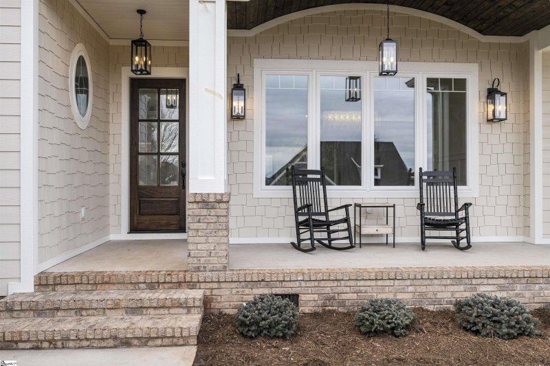 Property image 4 at 205 Stillwaters Bay Drive, Taylors, SC 29687
