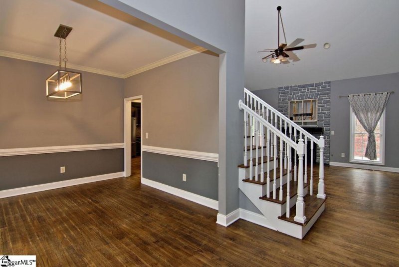 Property image 5 at 220 Devonhurst Drive, Seneca, SC 29678