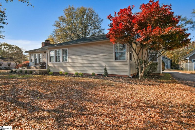 Property image 3 at 24 Fore Avenue, Greenville, SC 29607
