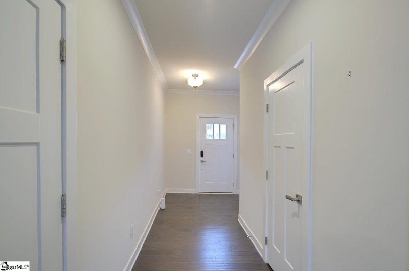 Property image 3 at 107 Roseridge Drive, Simpsonville, SC 29681