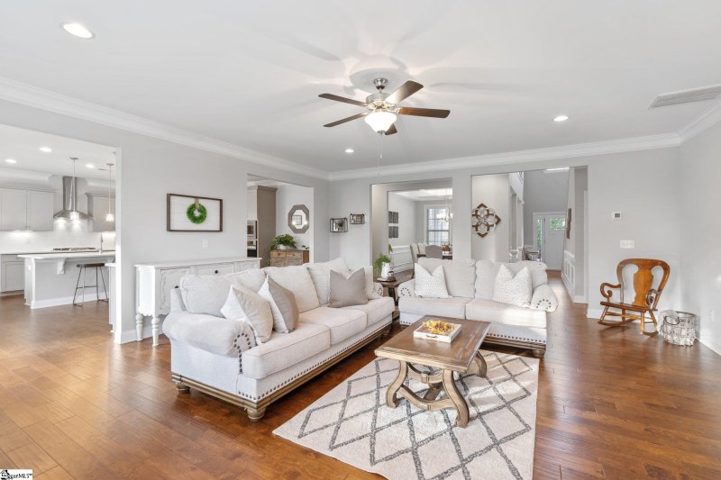 Property image 5 at 308 Glencairn Court, Simpsonville, SC 29681