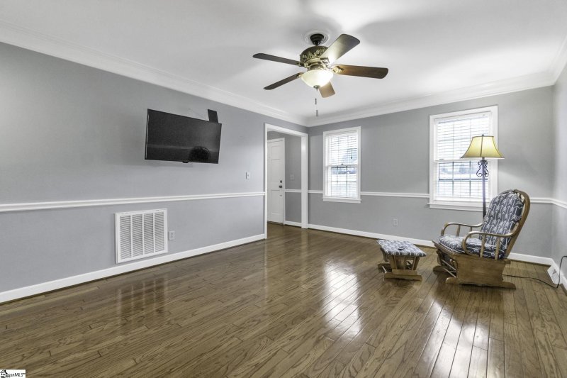 Property image 3 at 125 Swindon Circle, Greenville, SC 29615