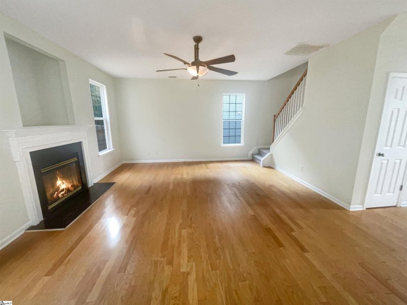 Property image 4 at 207 Kylemore Lane, Greer, SC 29650