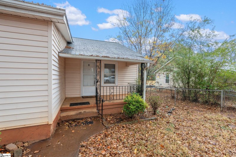 Property image 4 at 112 Lester Avenue, Greenville, SC 29617