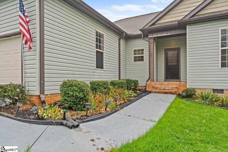 Property image 2 at 211 Tollgate Road, Simpsonville, SC 29681