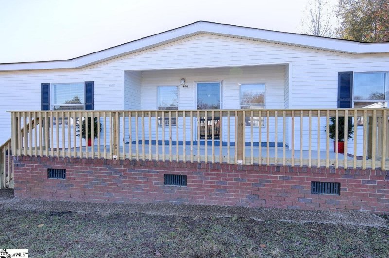 Property image 2 at 908 Turner Hill Road, Easley, SC 29642