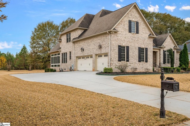 Property image 2 at 106 Langwell Drive, Anderson, SC 29621