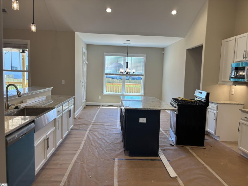 Property image 3 at 834 Grantwood Circle, Greer, SC 29651