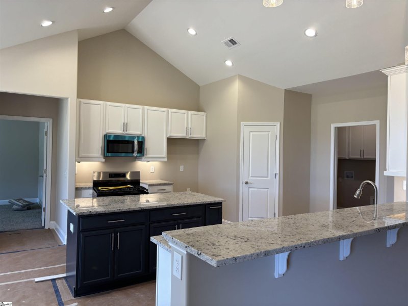 Property image 4 at 834 Grantwood Circle, Greer, SC 29651