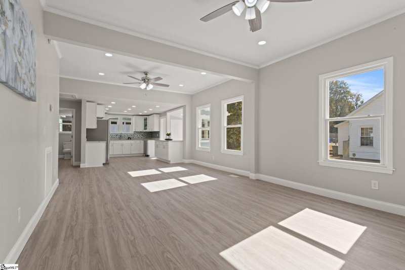 Property image 5 at 40 Duke Street, Greenville, SC 29605