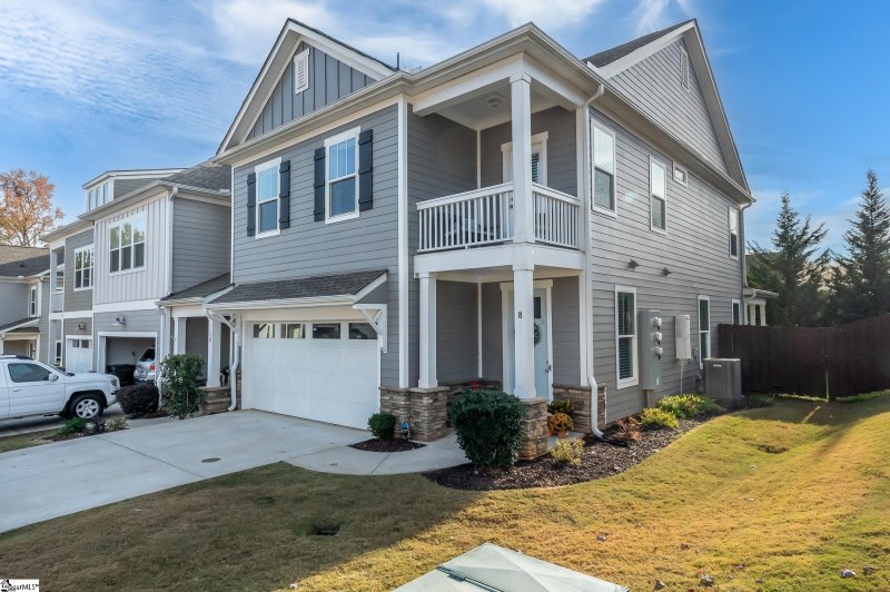 Property image 3 of 8 Tatum Lane in Rockbridge, Greer, SC 29650-2697