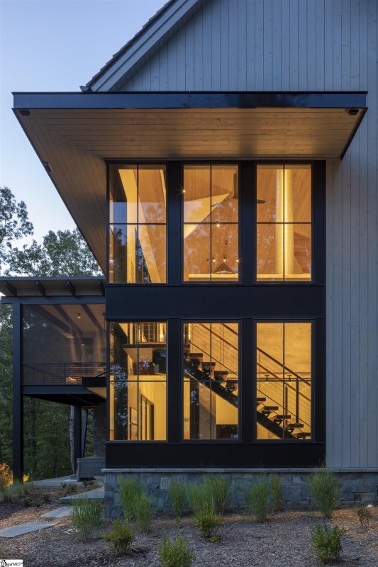 Property image 2 at 336 S Cove Road, Sunset, SC 29685