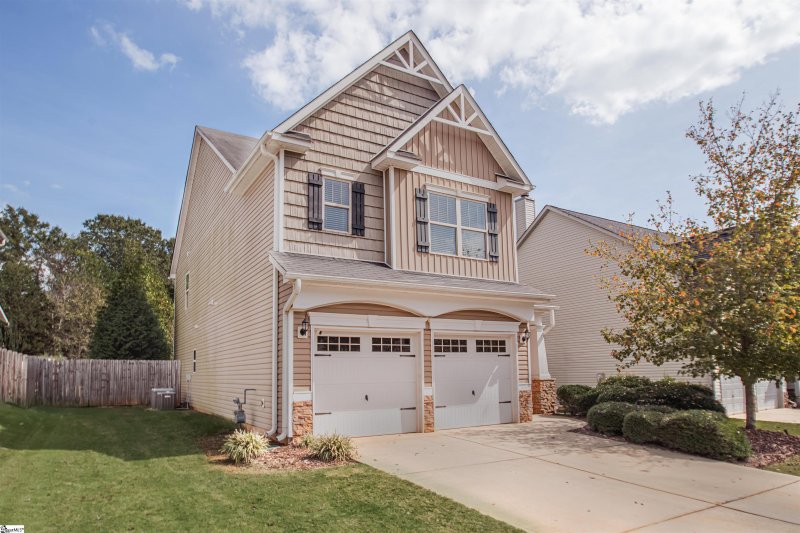 Property image 2 at 257 Meadow Blossom Way, Simpsonville, SC 29681