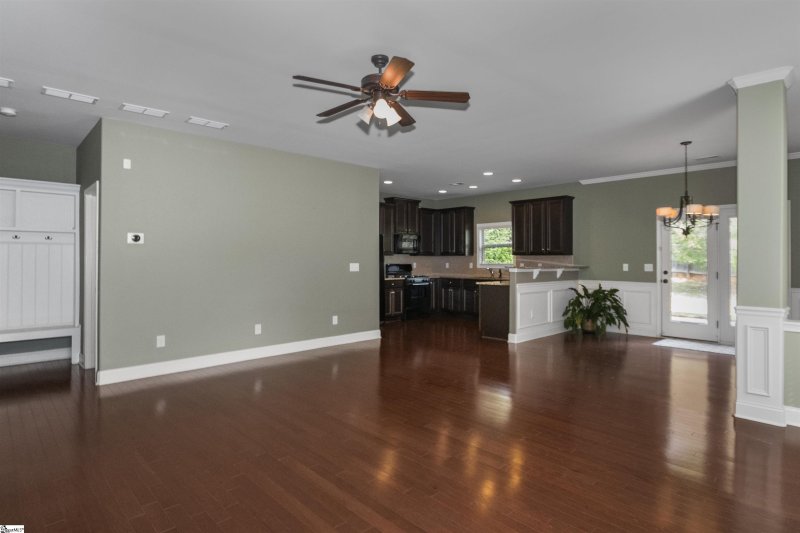 Property image 5 at 257 Meadow Blossom Way, Simpsonville, SC 29681