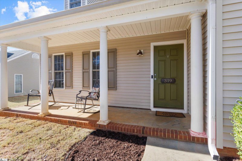 Property image 2 at 319 Springfield Circle, Easley, SC 29642