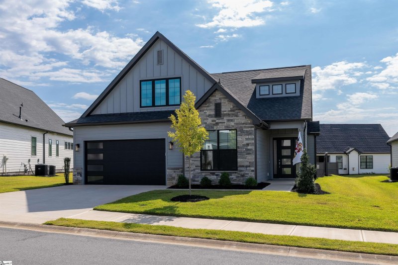 103 Ridan Road