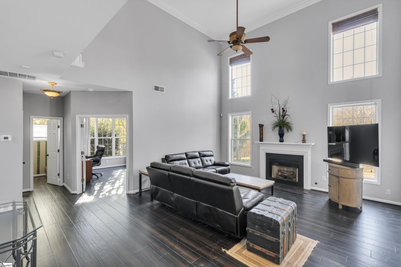 Property image 4 at 104 Loeb's Court, Greenville, SC 29607