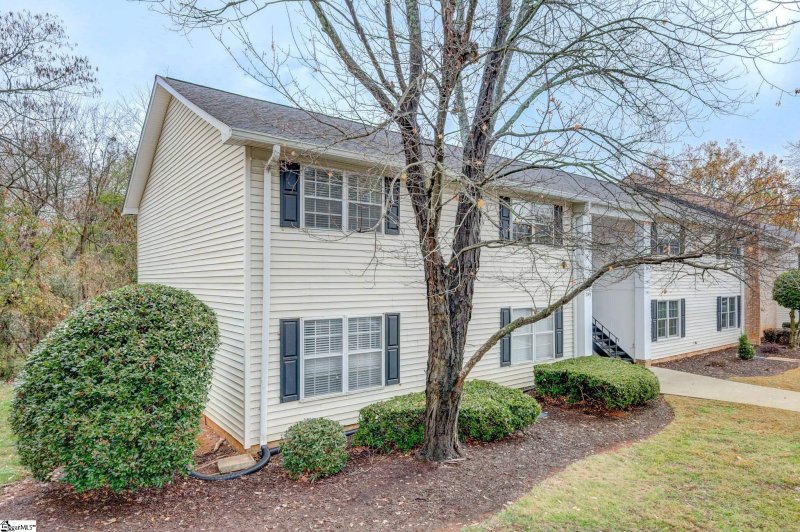 Property image 2 at 925 Cleveland Street, Greenville, SC 29601