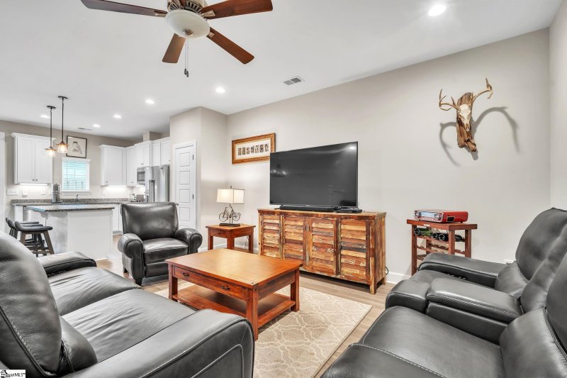 Property image 4 at 119 Bluet Lane, Taylors, SC 29687