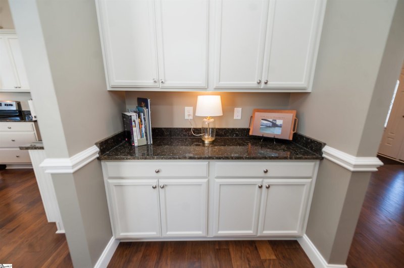 Property image 4 at 824 Sterling Drive, Boiling Springs, SC 29316