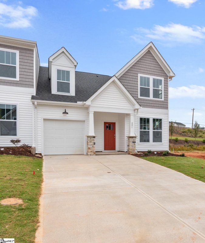 Property image 2 at 221 Woodhouse Way, Greenville, SC 29605