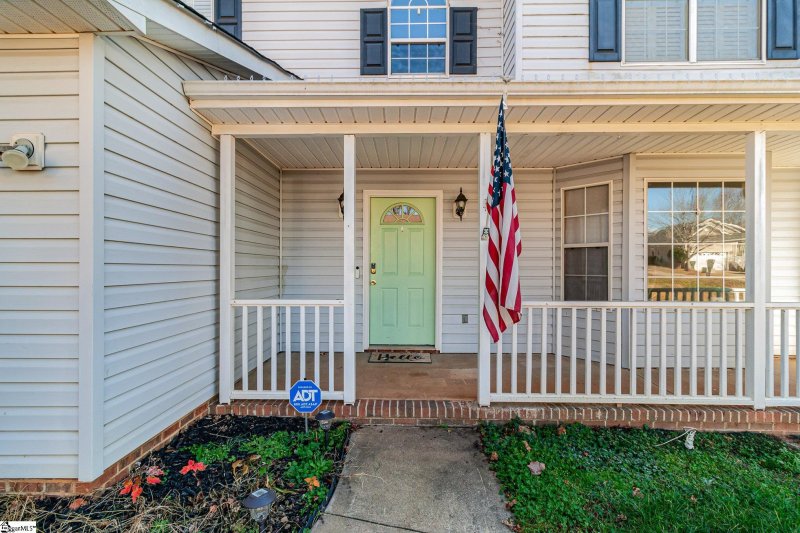 Property image 4 at 27 Michell Drive, Taylors, SC 29687