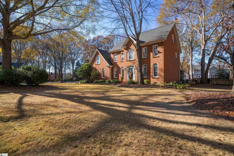 Property image 3 at 301 Circle Slope Drive, Simpsonville, SC 29681