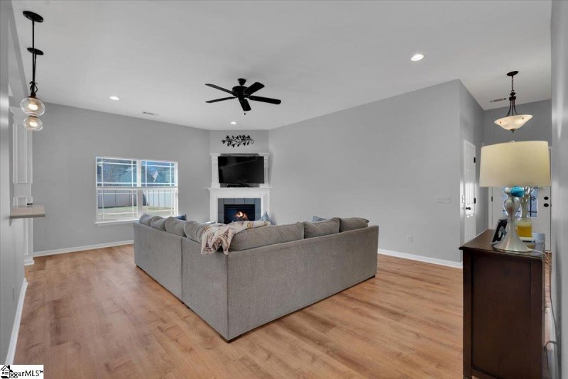 Property image 4 at 17 McFadden Drive, Simpsonville, SC 29680