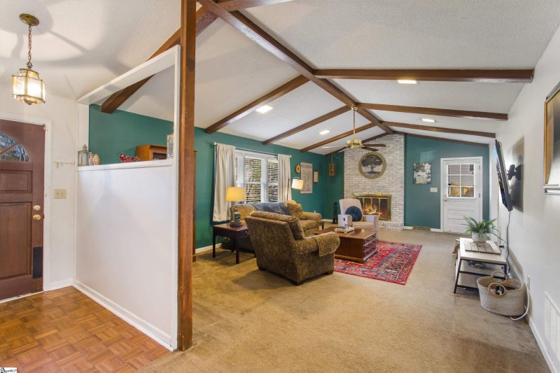 Property image 3 at 102 Germantown Court, Greer, SC 29650