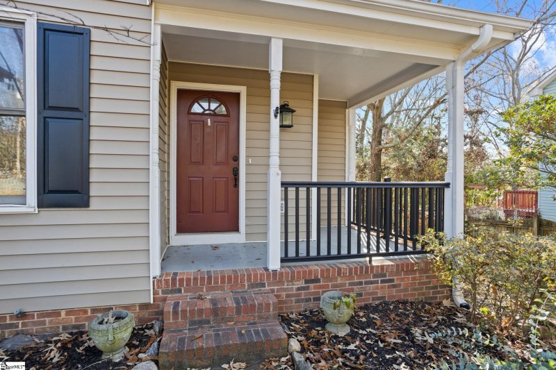 Property image 2 at 405 Davenport Road, Simpsonville, SC 29680