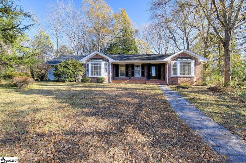 Property image 2 at 515 Trinity Way, Greenville, SC 29617