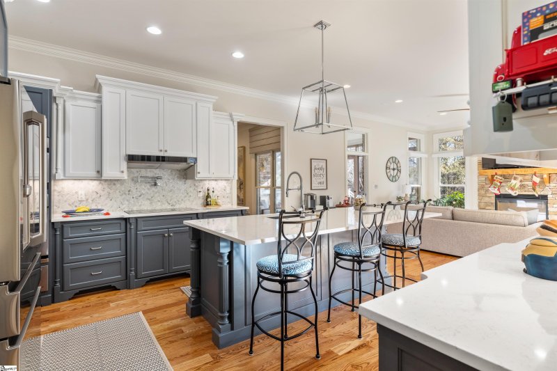 Property image 2 at 732 Brixton Circle, Simpsonville, SC 29681