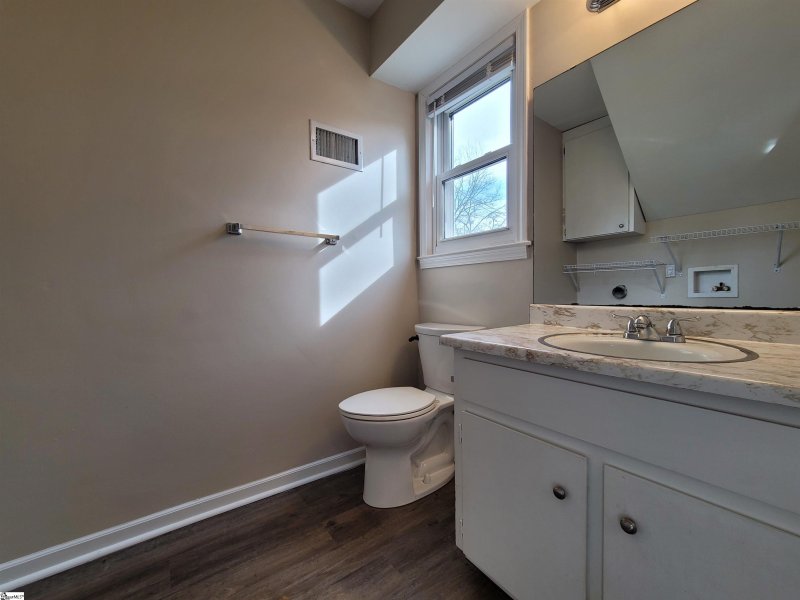 Property image 5 at 418 Cloverdale Lane, Simpsonville, SC 29681