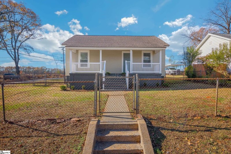 Property image 2 at 101 Lester Avenue, Greenville, SC 29617