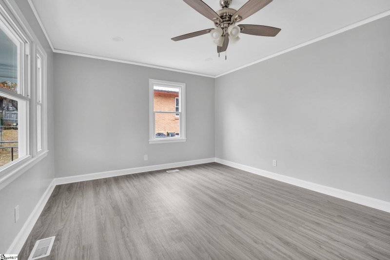 Property image 3 at 105 Tiffany Drive, Taylors, SC 29687