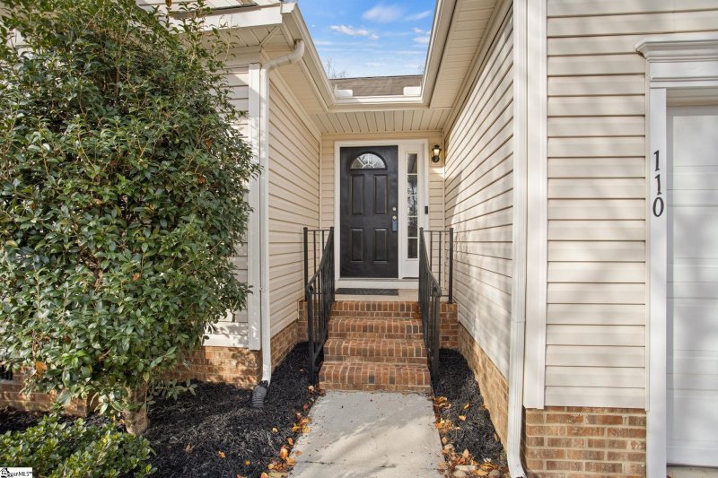 Property image 3 at 110 Morell Drive, Simpsonville, SC 29681