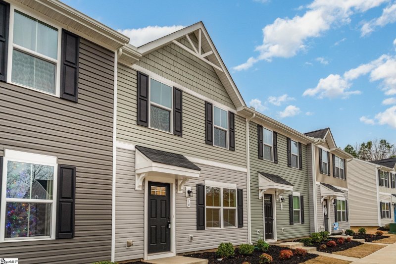 Property image 4 at 16 Tidworth Drive, Greer, SC 29651